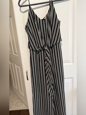Black and White Striped V-Neck Sleeveless Jumpsuit